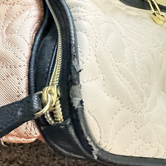 BOGO 𝐵𝑒𝓉𝓈𝑒𝓎 𝒥𝑜𝒽𝓃𝓈𝑜𝓃 𝒲𝑒𝑒𝓀𝑒𝓃𝒹 𝒟𝒾𝒶𝓅𝑒𝓇 𝐵𝒶𝑔 - Picture 10 of 10